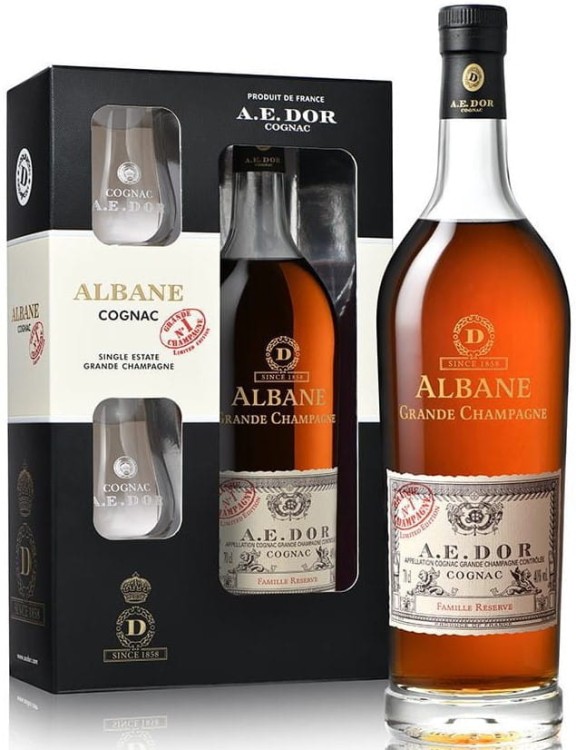 Koniak AE DOR Albane Single Estate o pojemności 0,7 litra + 2 kieliszki
