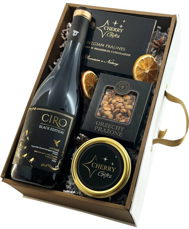 Świąteczny Zestaw Upominkowy z winem Ciro Black Edition